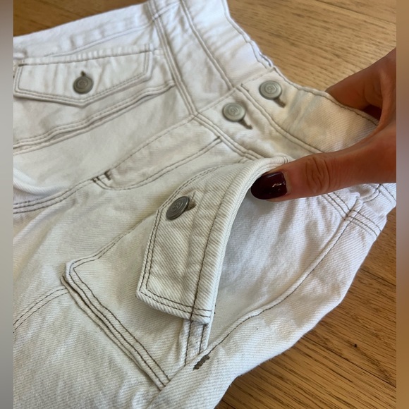 Banana Republic Baby Barrel Leg Utility Jean- Ecru, 4T - Picture 8 of 10